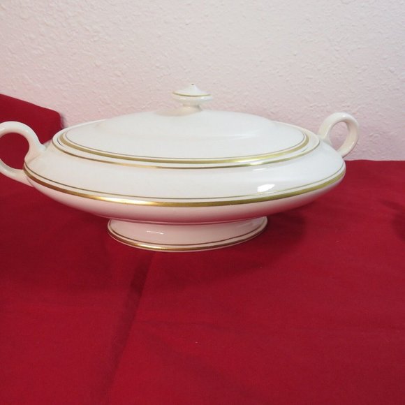 Vintage Ceramic Serving Bowl w/Lid & Gravy Boat Dish Bowl  K T & K Gold Trim - Picture 4 of 16